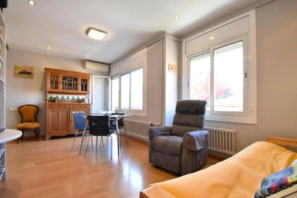 3 Bedroom Jazz Apartment With Private Terrace Terrassa Spain