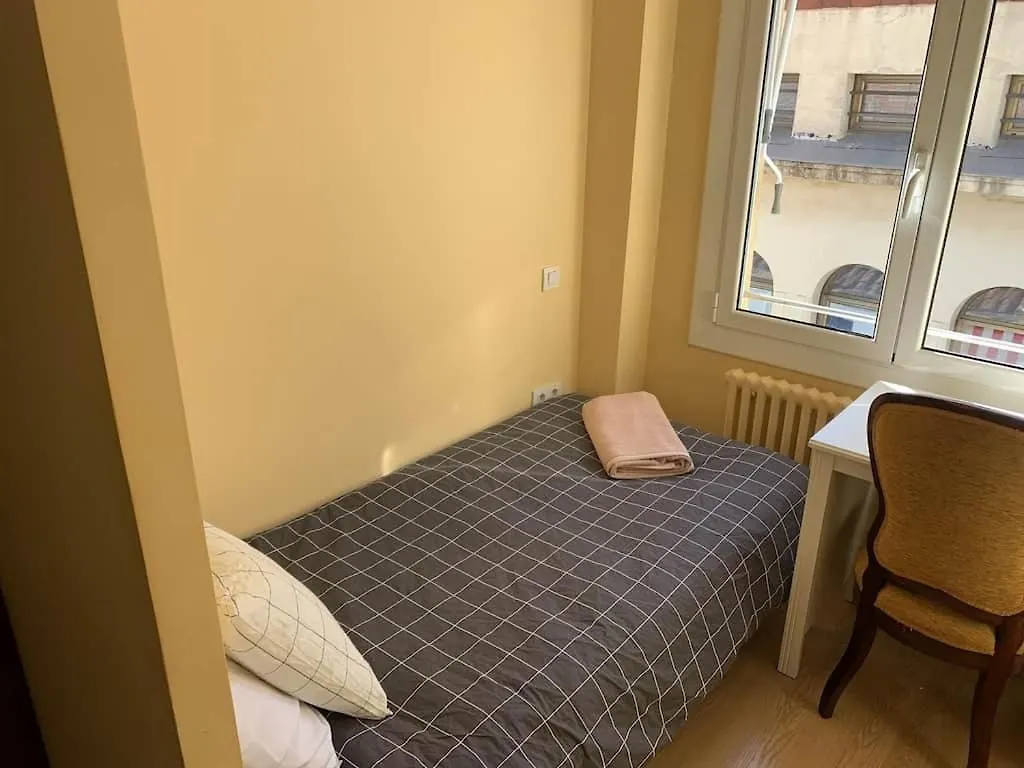 3 Bedroom Jazz Apartment With Private Terrace Terrassa